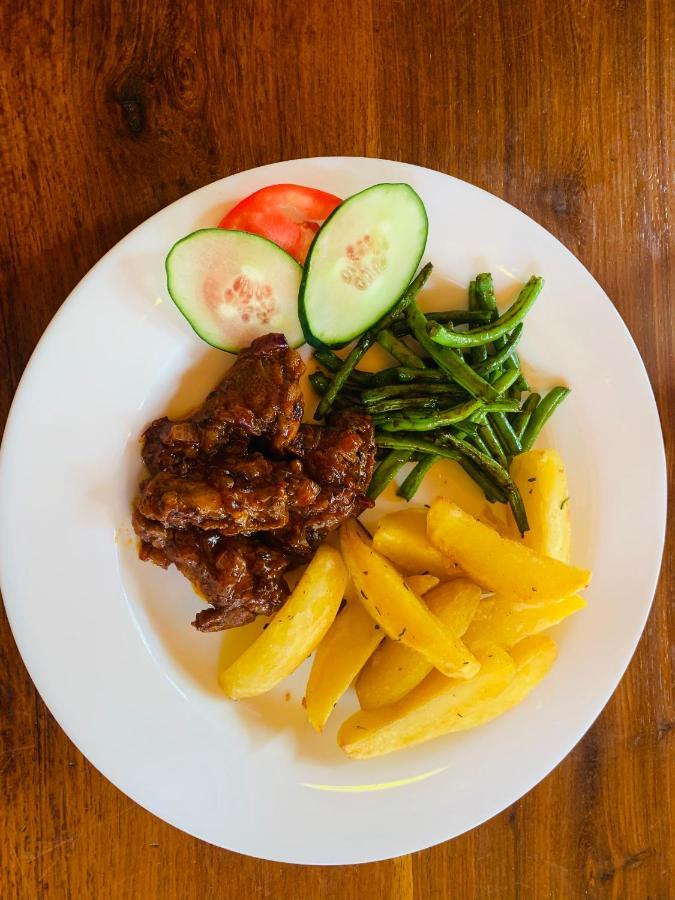 Babylon Lodge Marangu Eksteriør bilde