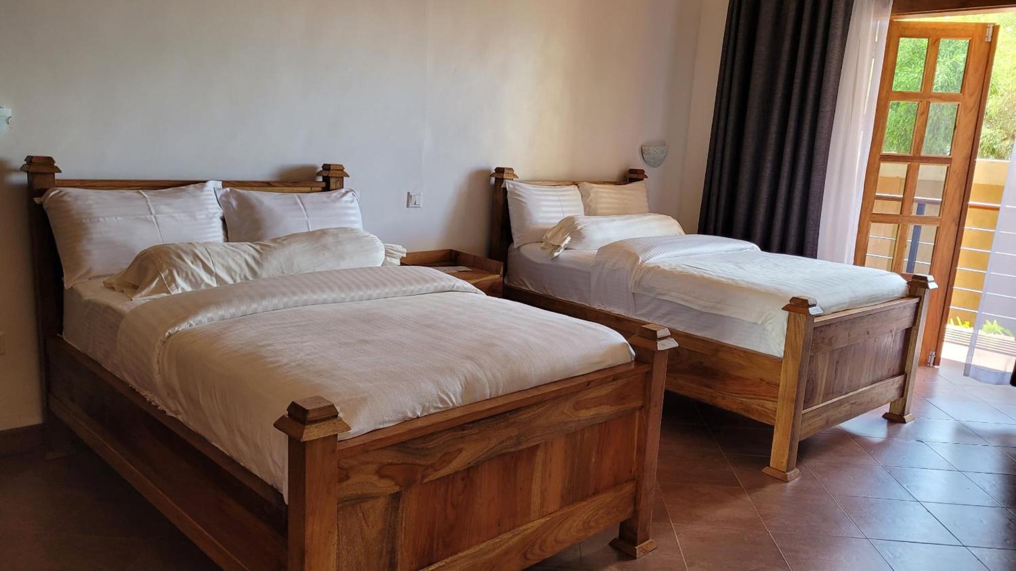 Babylon Lodge Marangu Eksteriør bilde