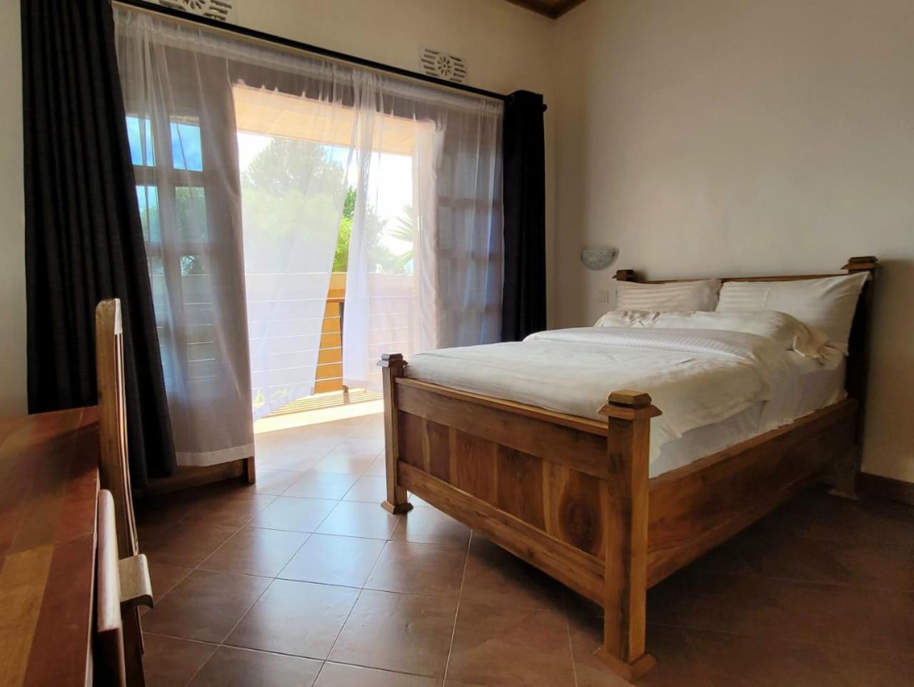 Babylon Lodge Marangu Eksteriør bilde