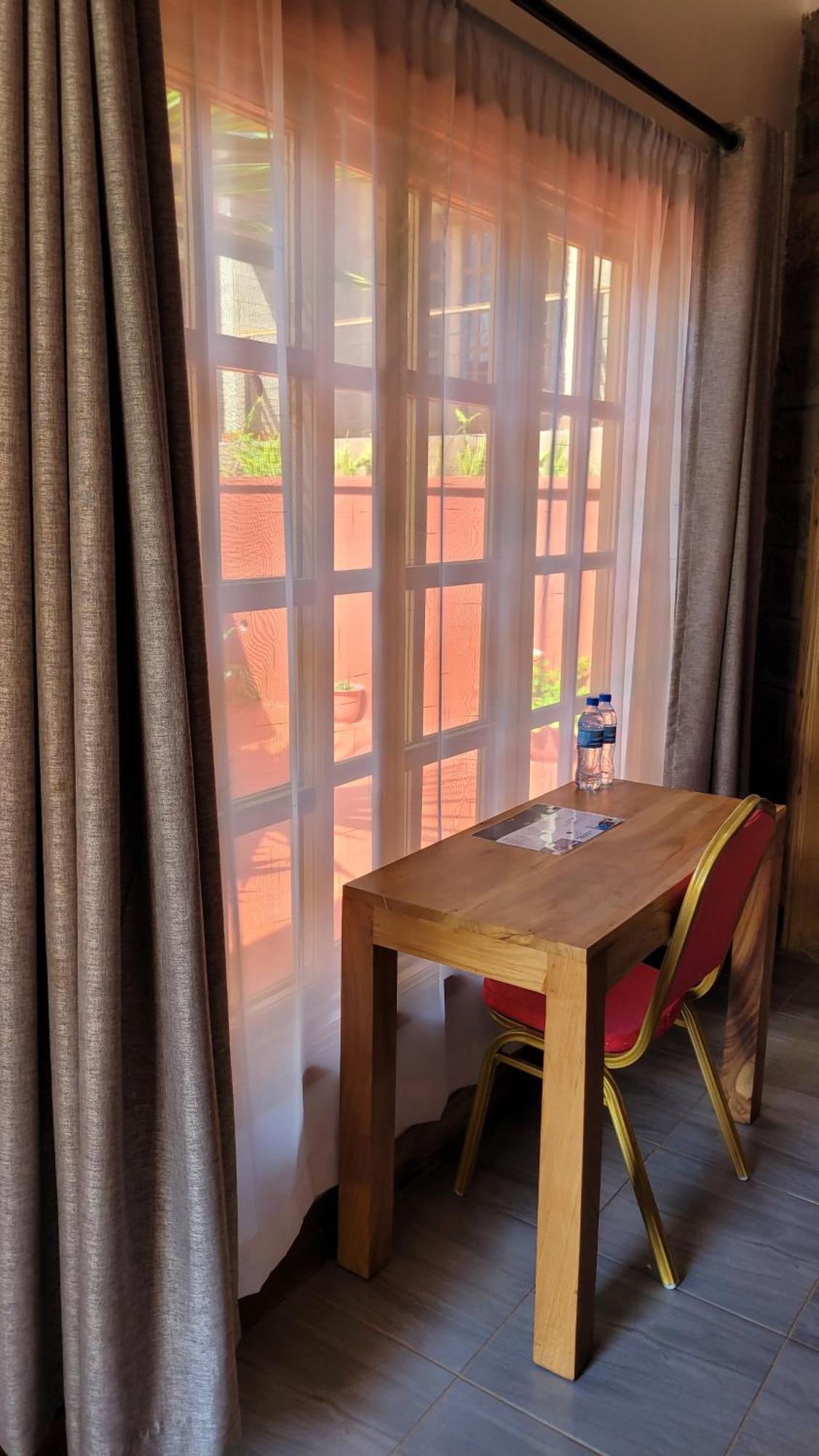 Babylon Lodge Marangu Eksteriør bilde
