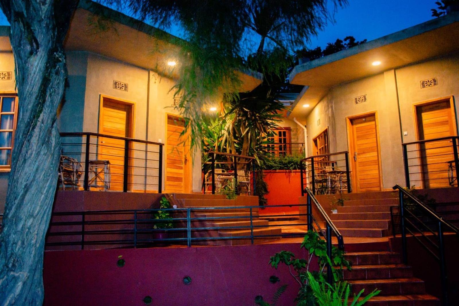 Babylon Lodge Marangu Eksteriør bilde