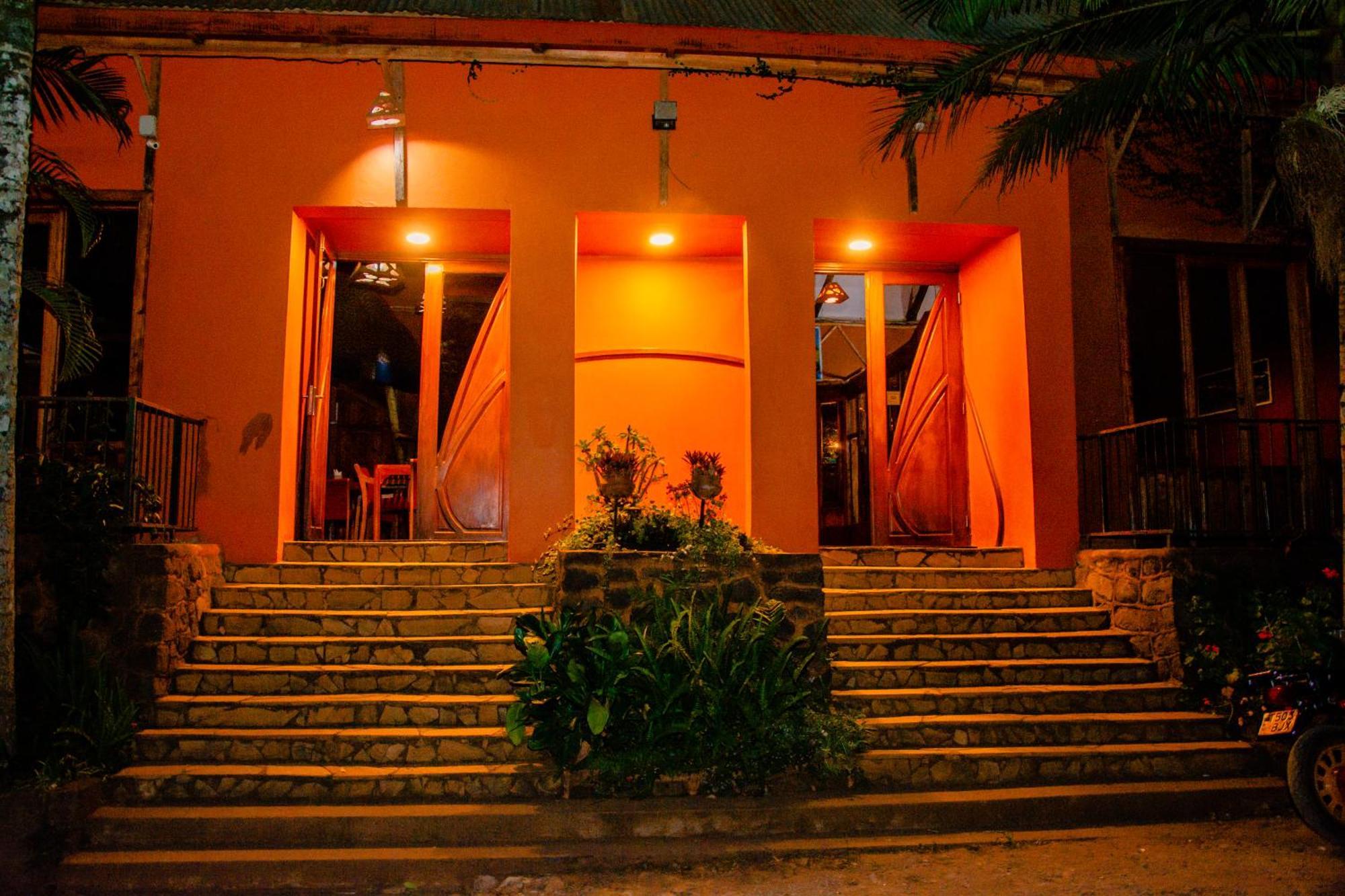 Babylon Lodge Marangu Eksteriør bilde